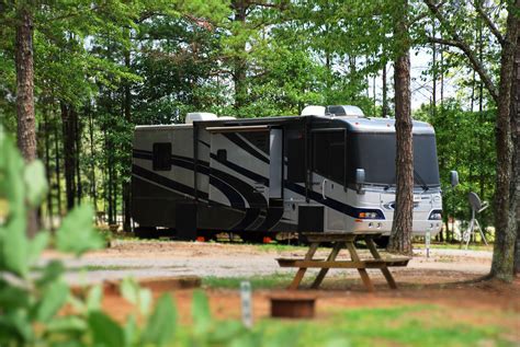 Pine mountain rv park - 182 reviews. #12 of 42 campgrounds in Pigeon Forge. Location 4.8. Cleanliness 4.7. Service 4.5. Value 4.4. We have excellent facilities at Pine Mountain RV Park. We have all the best modern amenities like free wi-fi internet and cable TV hook-ups. The whole family will enjoy our large splash pool and the heated pool directly across the street ... 